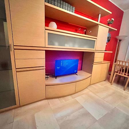 Sky Apartment A Due Passi Dalla Stazione โกลเลญโญ ภายนอก รูปภาพ